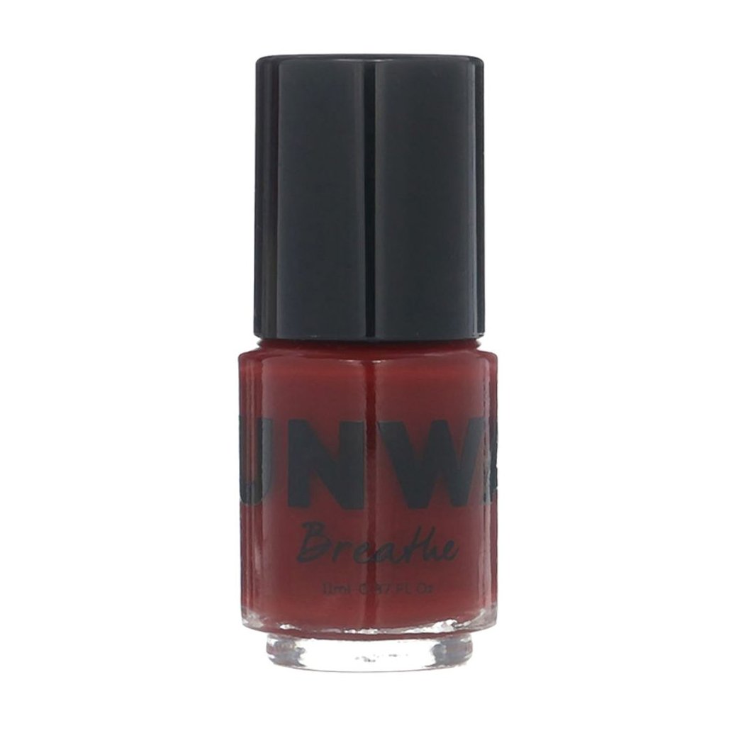 Runway Breathe Nail Polish 11ml - Bloom Pharmacy