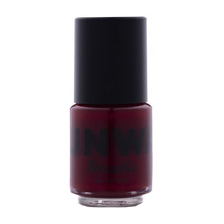 Runway Breathe Nail Polish 11ml - Bloom Pharmacy